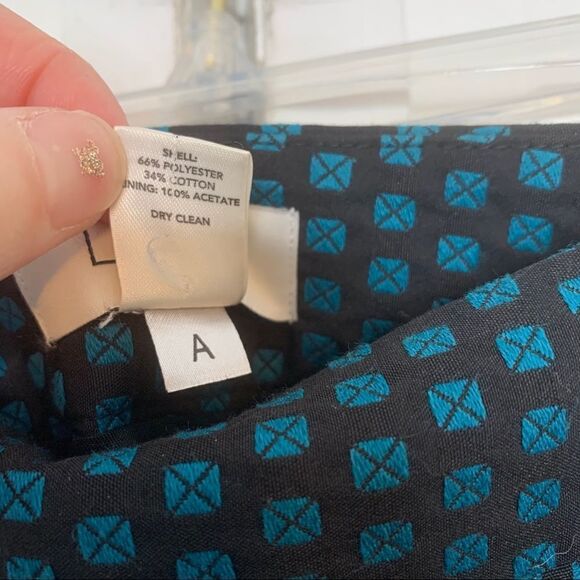 LOFT Professional Single Pleat Pencil Skirt - Picture 5 of 11